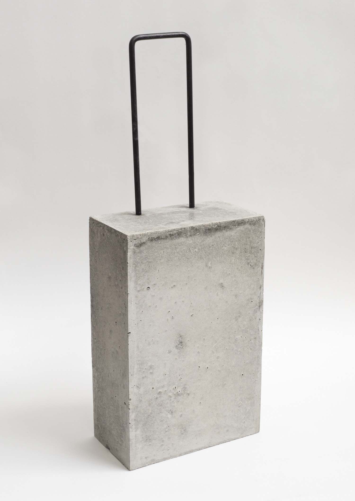 12 Trolly.Beton.Stahl.89x32,5x18cm.2019